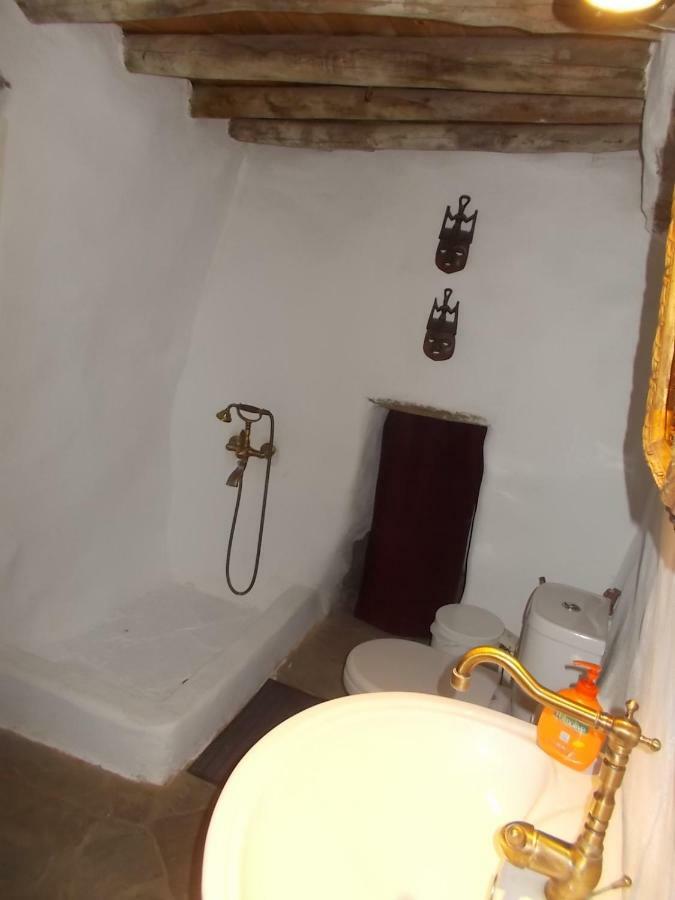 Cyclades Olive Museum'S Guest House Pitrofos 외부 사진