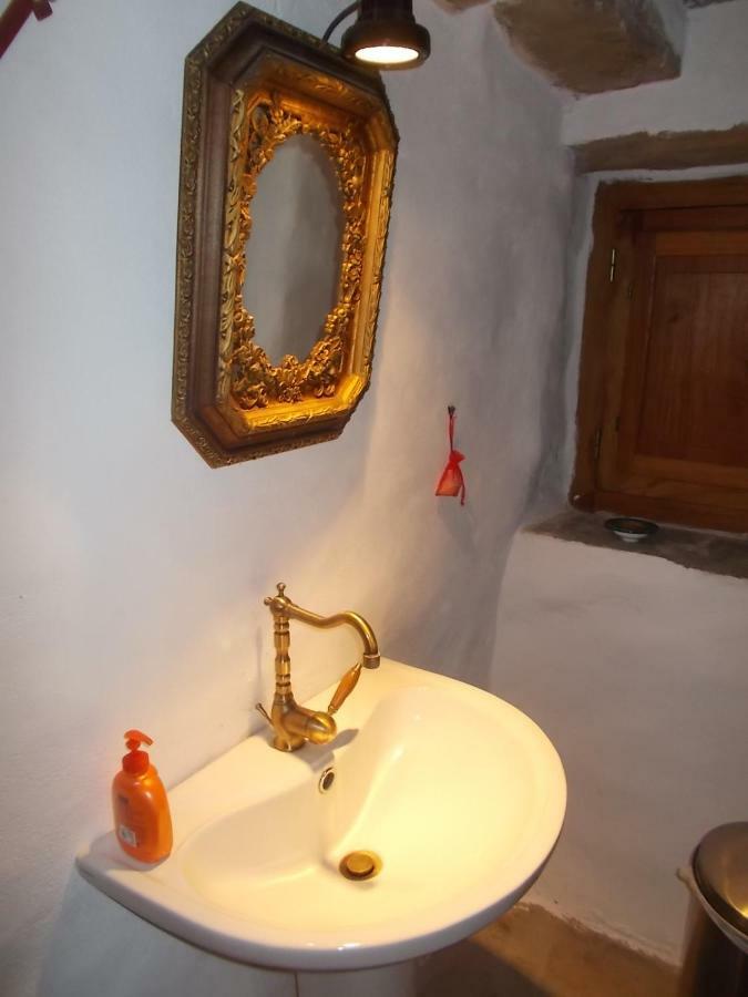 Cyclades Olive Museum'S Guest House Pitrofos 외부 사진